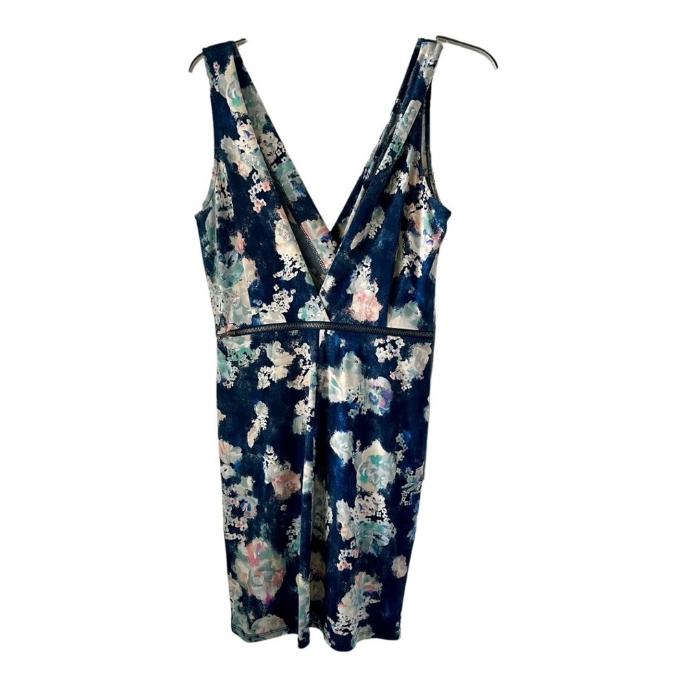 BCB Generation Women’s Dress Blue & White Flowers Size 6